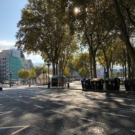 Apartamento Minimalista En El Corazon De Bilbao Zewnętrze zdjęcie