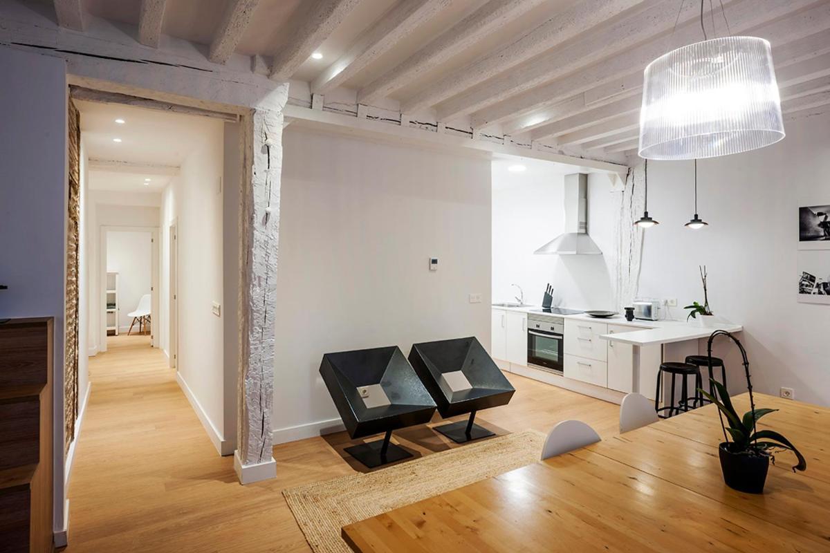 Apartamento Minimalista En El Corazon De Bilbao Zewnętrze zdjęcie