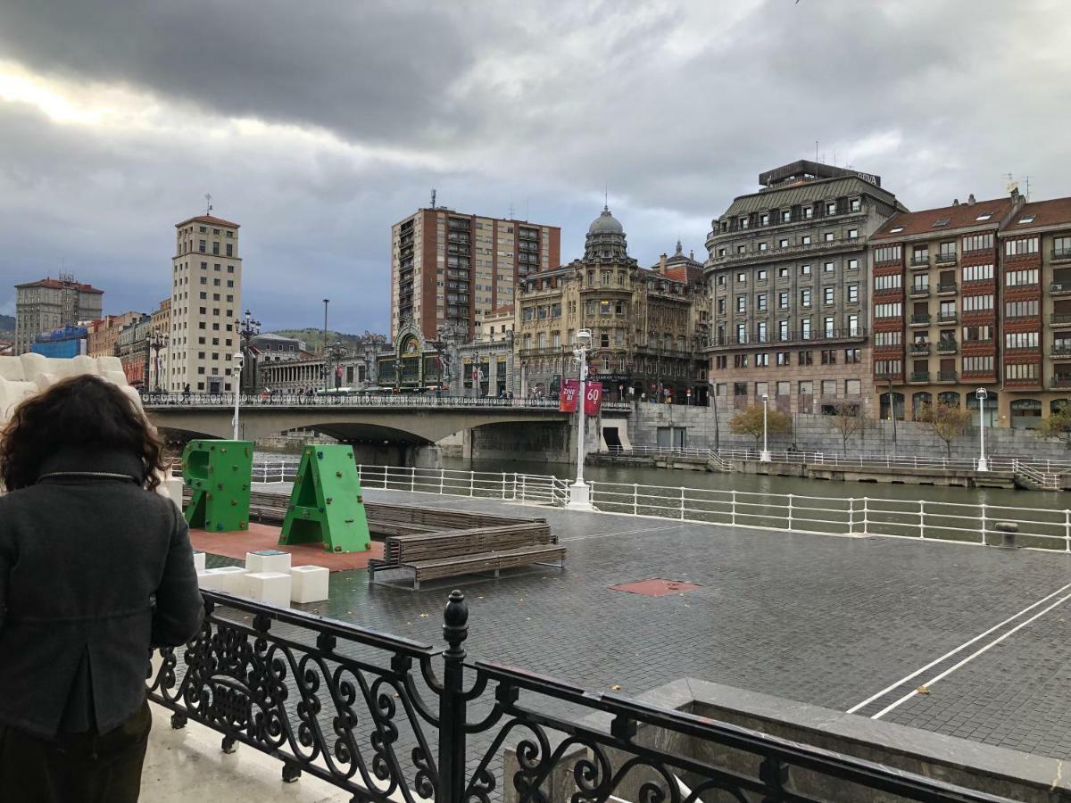 Apartamento Minimalista En El Corazon De Bilbao Zewnętrze zdjęcie