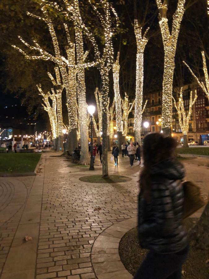 Apartamento Minimalista En El Corazon De Bilbao Zewnętrze zdjęcie